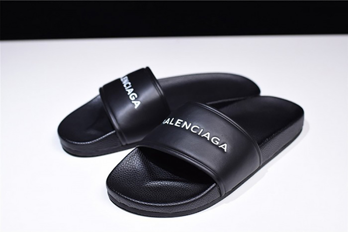 Ba*len*cia*ga logo leather slip-on sandals 181342f124005