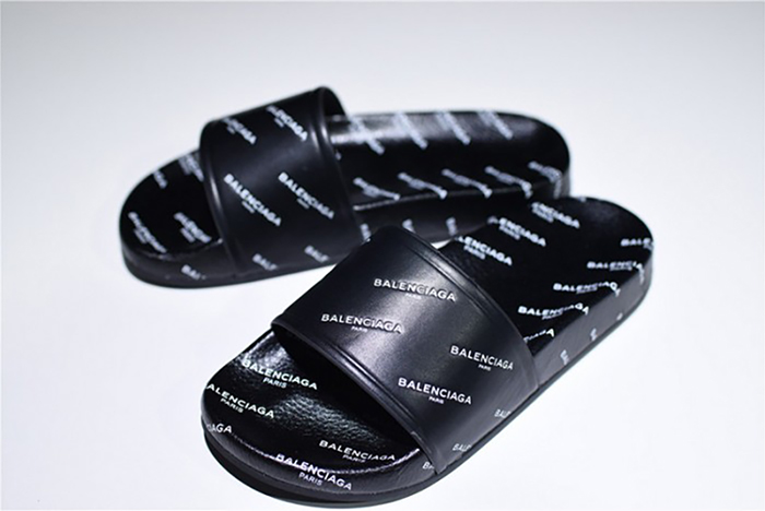Ba*len*cia*ga logo leather slip-on sandals all black logo