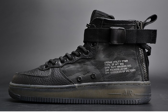 Nike Air Force 1 Mid 