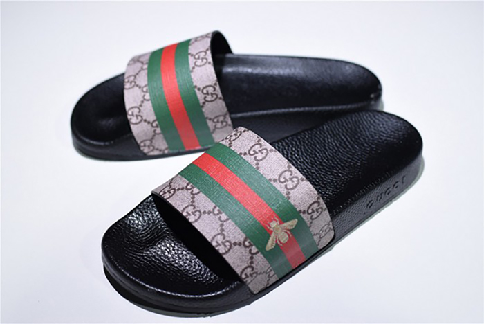 G*u*i leather slide sandal with bee