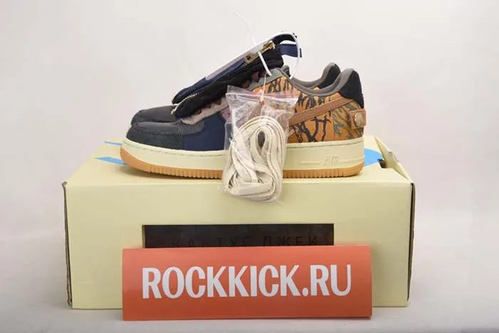 AIR FORCE 1 LOW TRAVIS SCOTT CACTUS JACK - CN2405-900