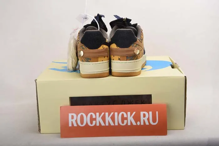 AIR FORCE 1 LOW TRAVIS SCOTT CACTUS JACK - CN2405-900