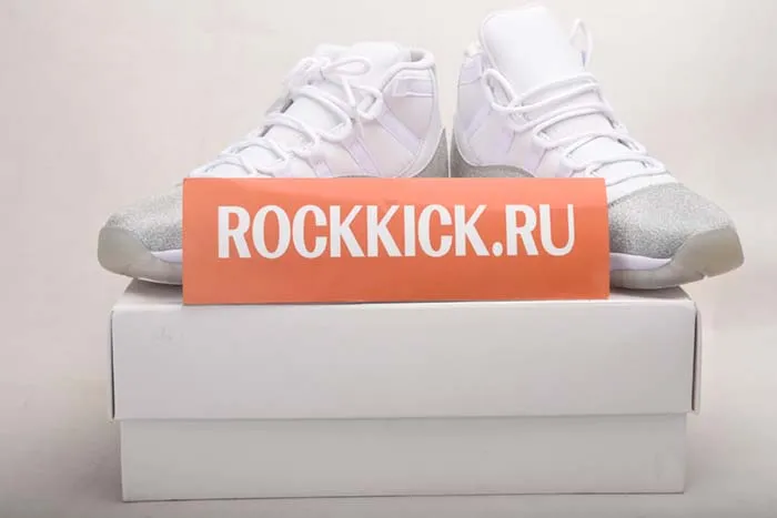 JORDAN 11 RETRO WHITE METALLIC SILVER - AR0715-100