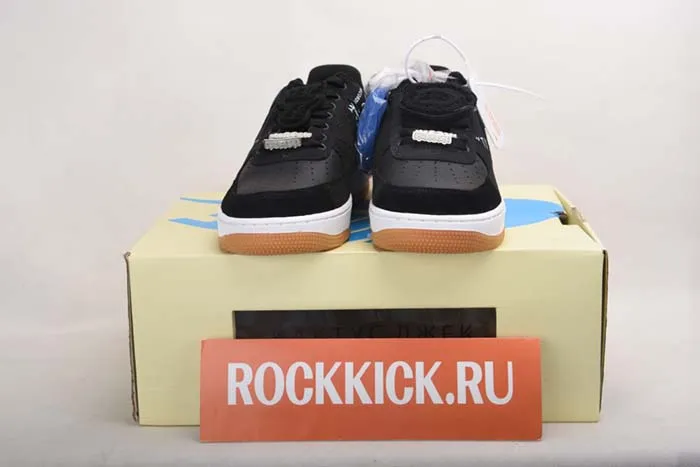 TRAVIS SCOTT NIKE AIR FORCE 1