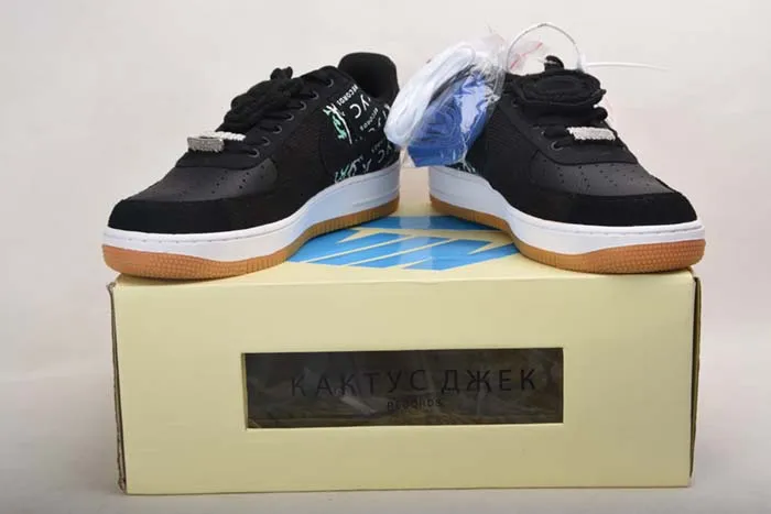 TRAVIS SCOTT NIKE AIR FORCE 1