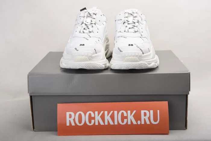 Ba*len*cia*ga triple s trainers white letters 541624 w09o1 8013