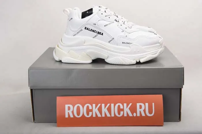 Ba*len*cia*ga triple s trainers white letters 541624 w09o1 8013