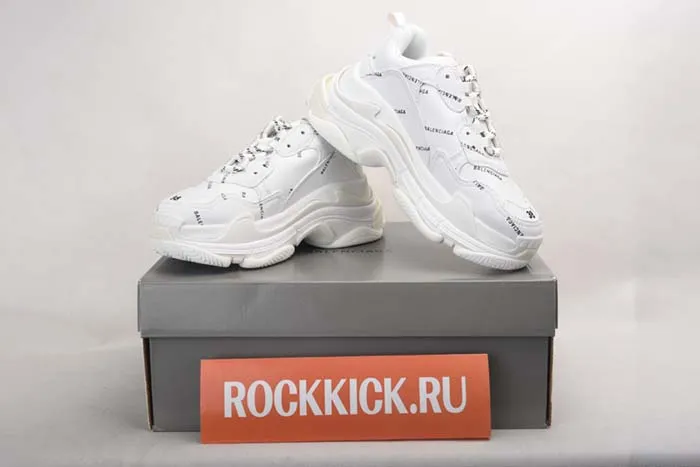 Ba*len*cia*ga triple s trainers white letters 541624 w09o1 8013