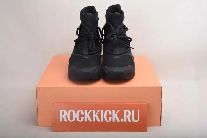 NIKE CONFIRMS AIR FEAR OF GOD 1 ‘’TRIPLE BLACK‘ AR4237-005