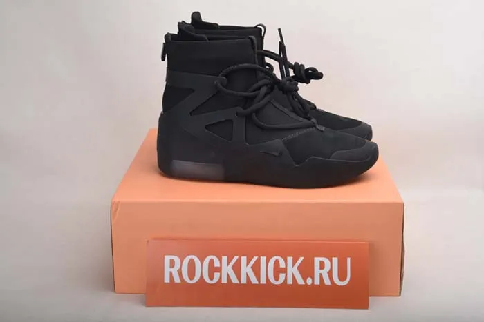 NIKE CONFIRMS AIR FEAR OF GOD 1 ‘’TRIPLE BLACK‘ AR4237-005