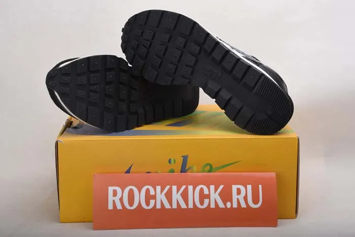 NIKE LDWAFFLE/SACAI CV1363 100