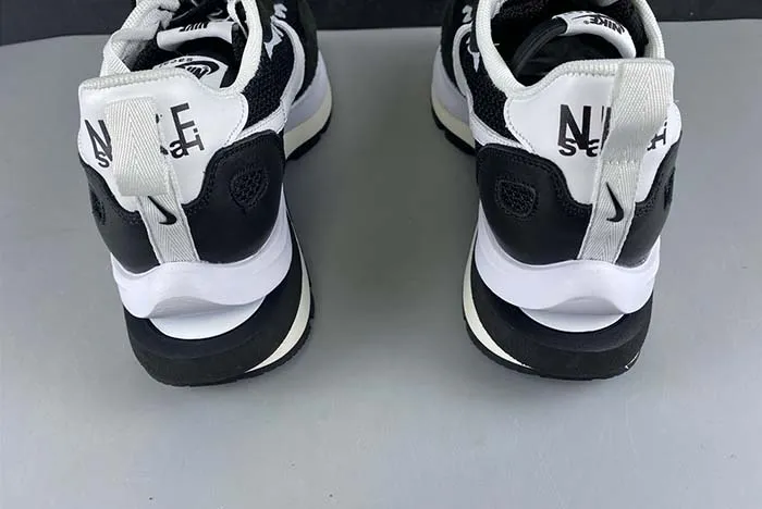 Sacai x Nike Pegasua Vaporfly Black White CI9928-001