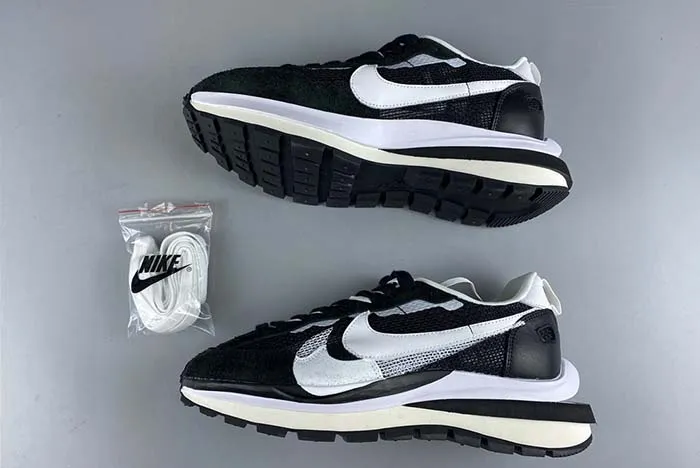 Sacai x Nike Pegasua Vaporfly Black White CI9928-001