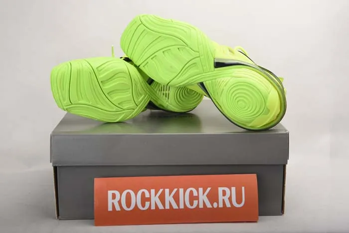 Ba*len*cia*ga green tyrex sneakers 617535 w2ua1 7320