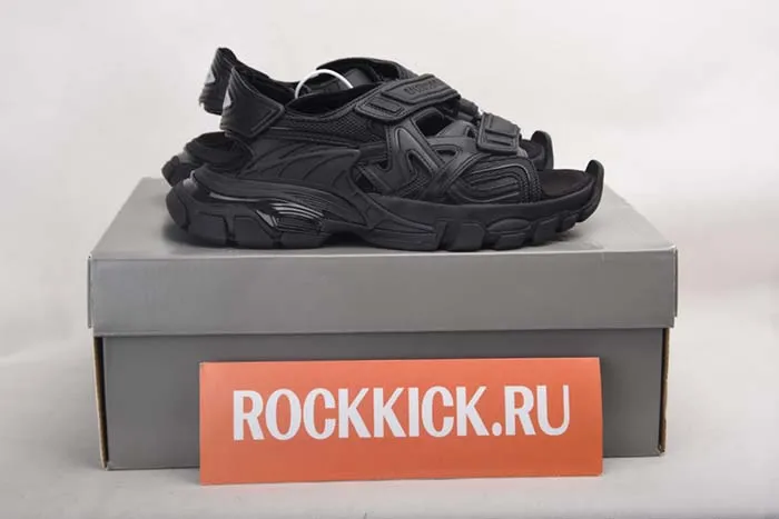 Ba*len*cia*ga track sandal 