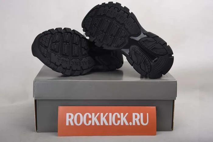 Ba*len*cia*ga track sandal 