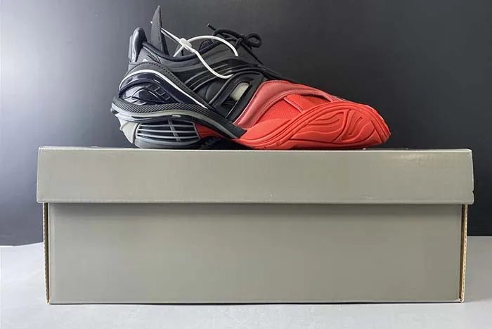 BALENCIAGE 5.0 TYREX 20SS RUNWAY 617535 W2CB1 1060