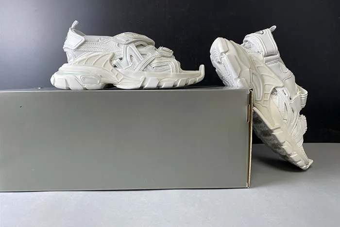 Ba*len*cia*ga track sandal 617543-w2cc1-9000