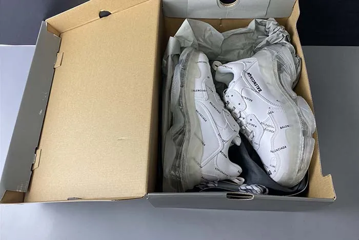 Ba*len*cia*ga triple s black sneaker 524039 w09e1 2021