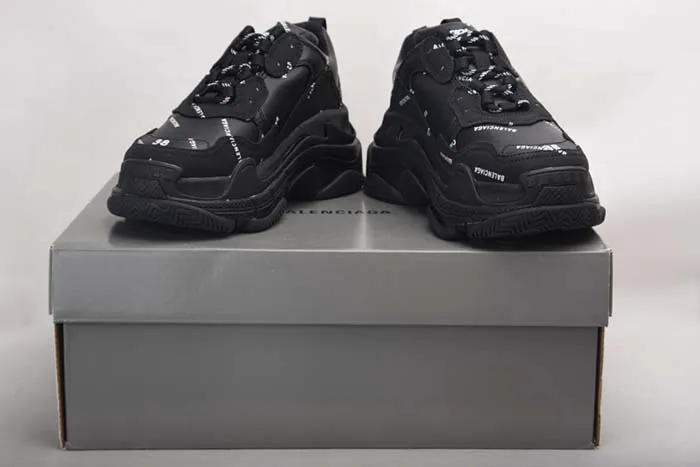Ba*len*cia*ga triple s black sneaker 524039-w06e2-2020