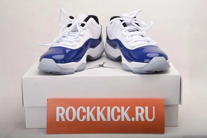 Air Jordan 11 Low WMNS “Concord” AH7860-100
