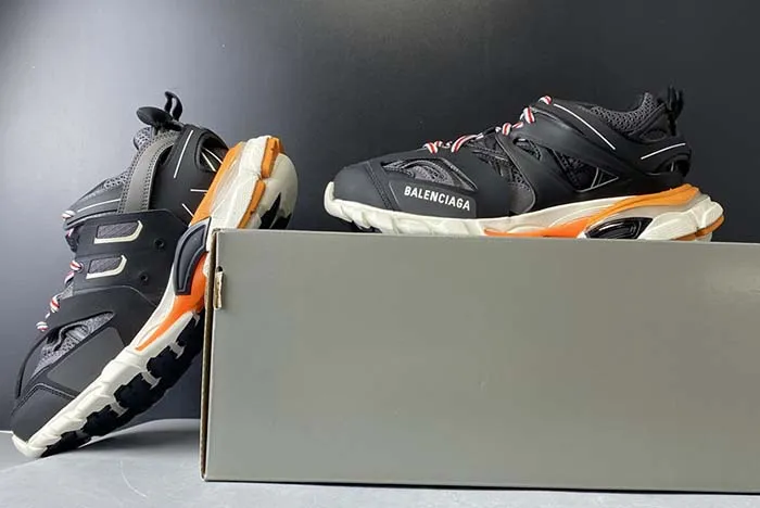 Ba*len*cia*ga track 3.0 542436-w1gb7-2019