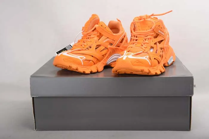 Ba*len*cia*ga track 2  568615 w2gn5 5817