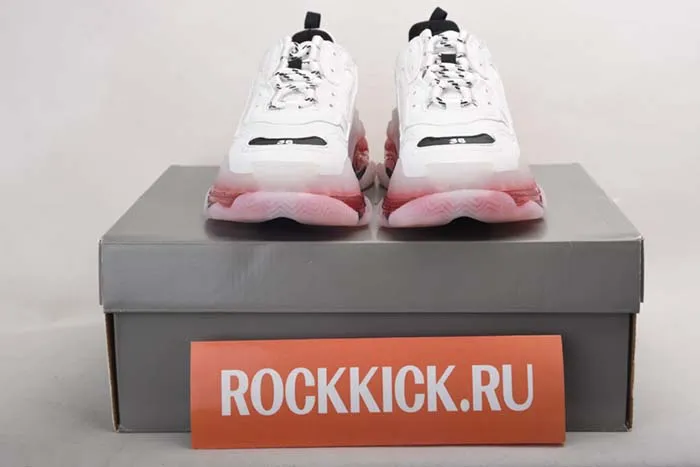 BALENCIAGE TRIPLE S TRAINER 0825 W09O1