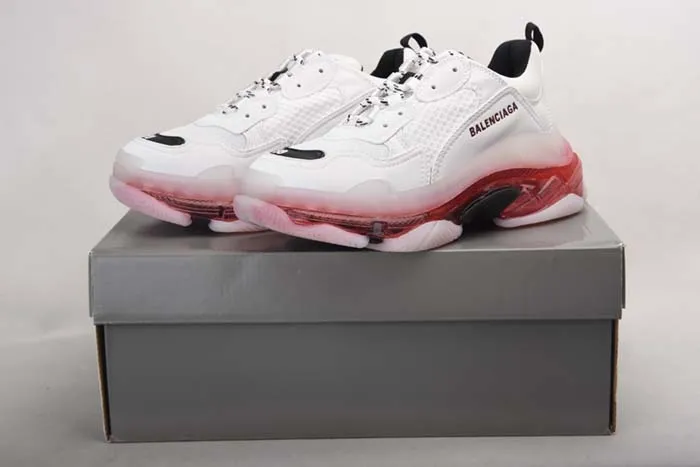 BALENCIAGE TRIPLE S TRAINER 0825 W09O1
