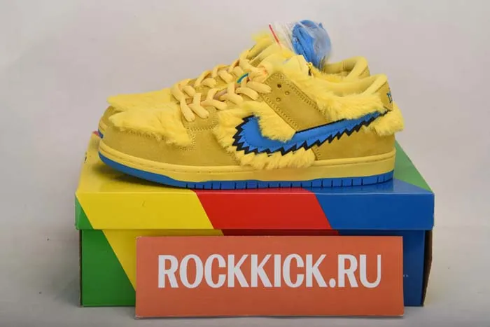 Grateful Dead x Nike SB Dunk Low“ Yellow Bear” CJ5378-700