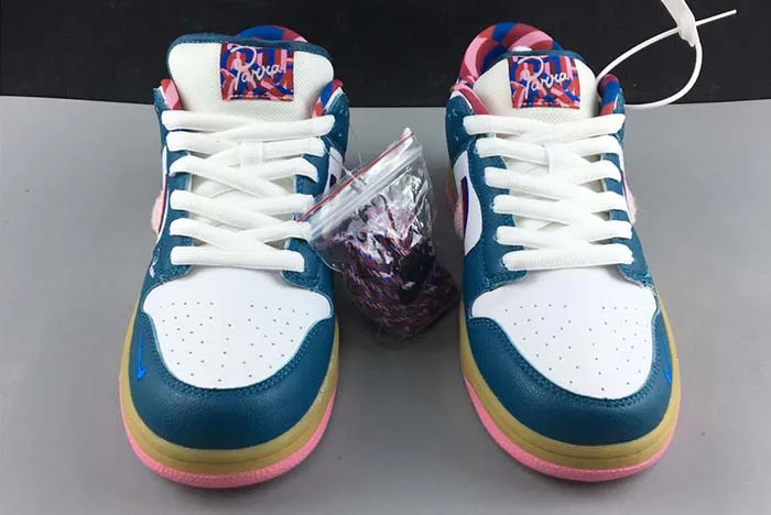 NIKE SB DUNK LOW CN4507-105