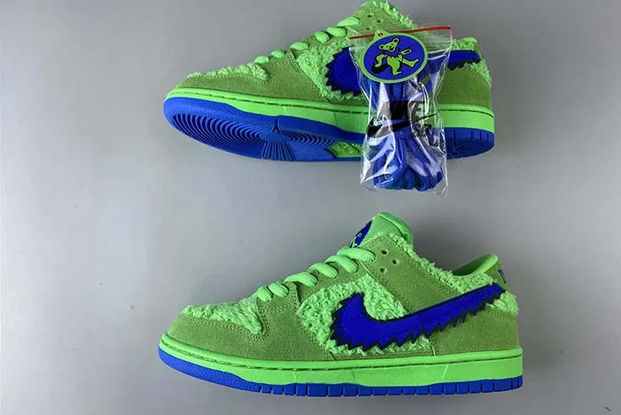 Dead x Nike SB Dunk Low“ Green Bear” CJ5378-300