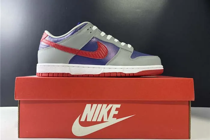 Nike Dunk Low “Samba” CZ2667-400