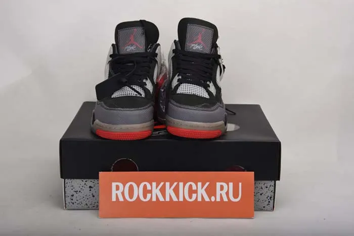 OFF WHITE x Air Jordan 4 “Bred” CV9388 001