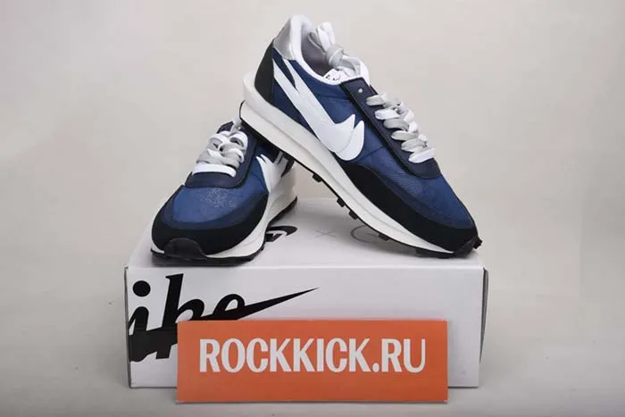 Fragment design x Sacai x Nike LDV Waffle bv0073-401