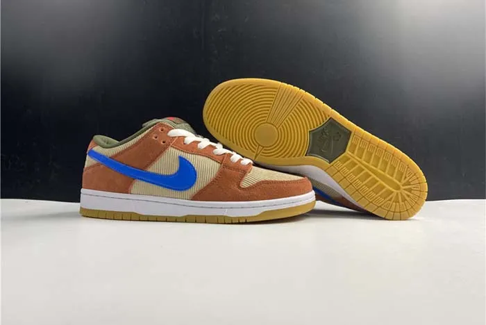 Nike SB Dunk ''Corduroy Dusty Peach'' BQ6817-201