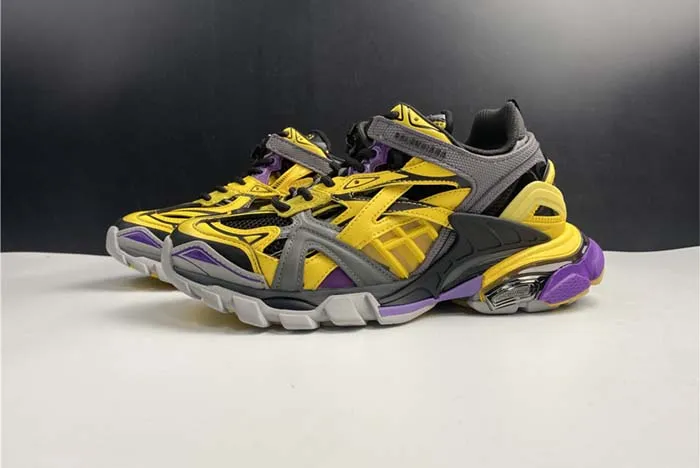 Ba*len*cia*ga led track yellow purple