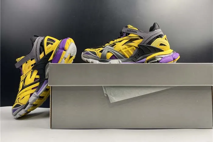 Ba*len*cia*ga led track yellow purple