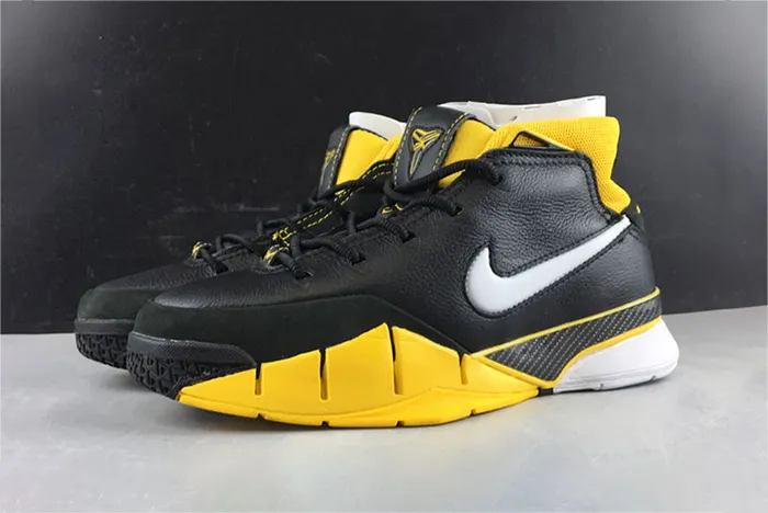 Undefeated x Nike Kobe 1 ZK1 AQ2728-003