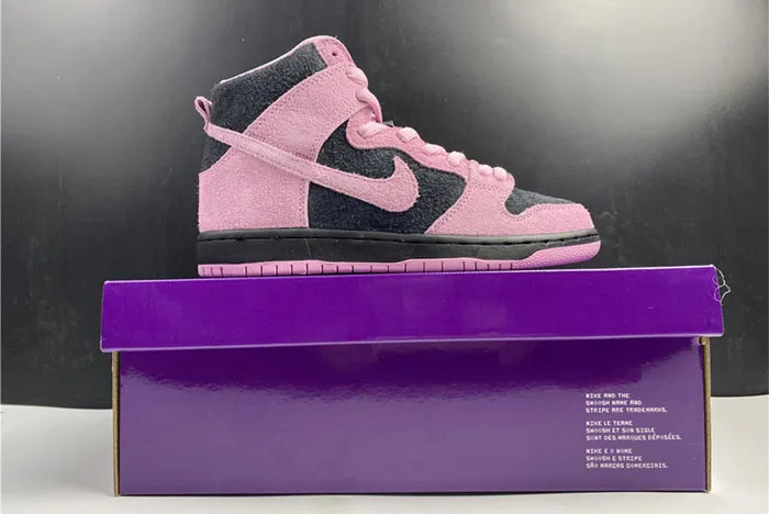 Nike SB Dunk High Invert Celtics CU7349-001