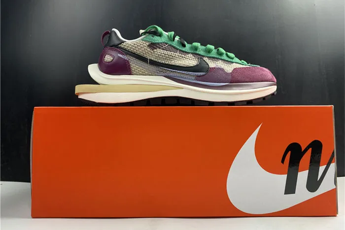 Sacai x Nike Vaporwaffle "Villain Red