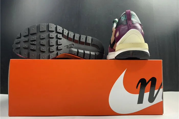 Sacai x Nike Vaporwaffle "Villain Red