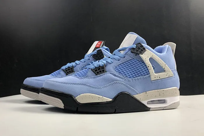 AIR JORDAN 4 UNC UNIVERSITY BLUE CT8527-400