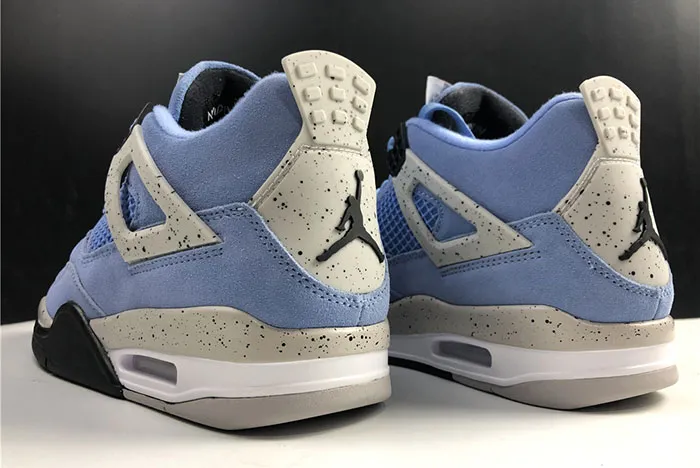 AIR JORDAN 4 UNC UNIVERSITY BLUE CT8527-400