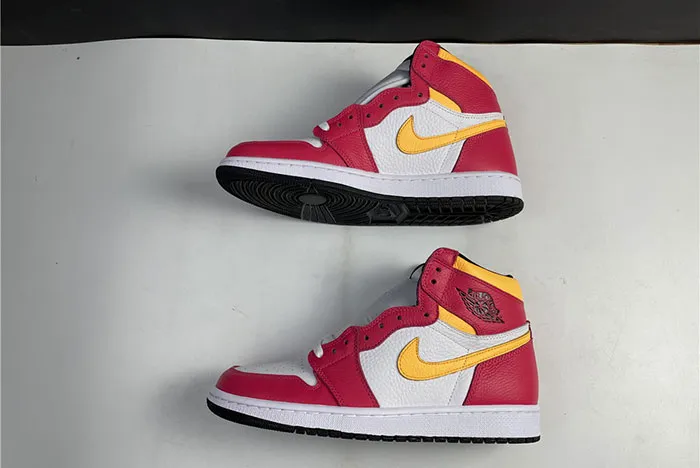 Air Jordan 1 High OG Light Fusion Red 555088-603