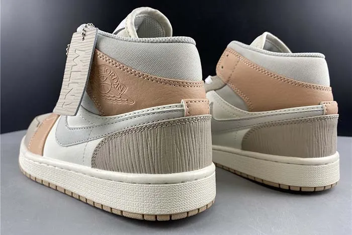 NIKE AIR JORDAN 1 MID Milan CV3044-100