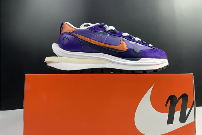 Nike VaporWaffle Sacai Dark Iris DD1875 500