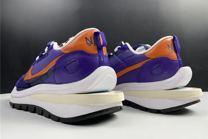 Nike VaporWaffle Sacai Dark Iris DD1875 500