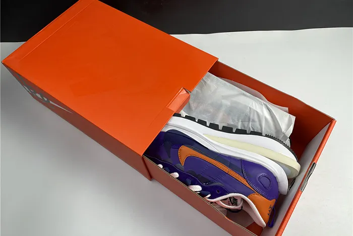 Nike VaporWaffle Sacai Dark Iris DD1875 500