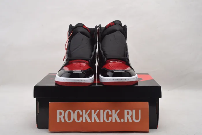 Air Jordan 1 Retro High OG Varsity Red  Black white 555088 063